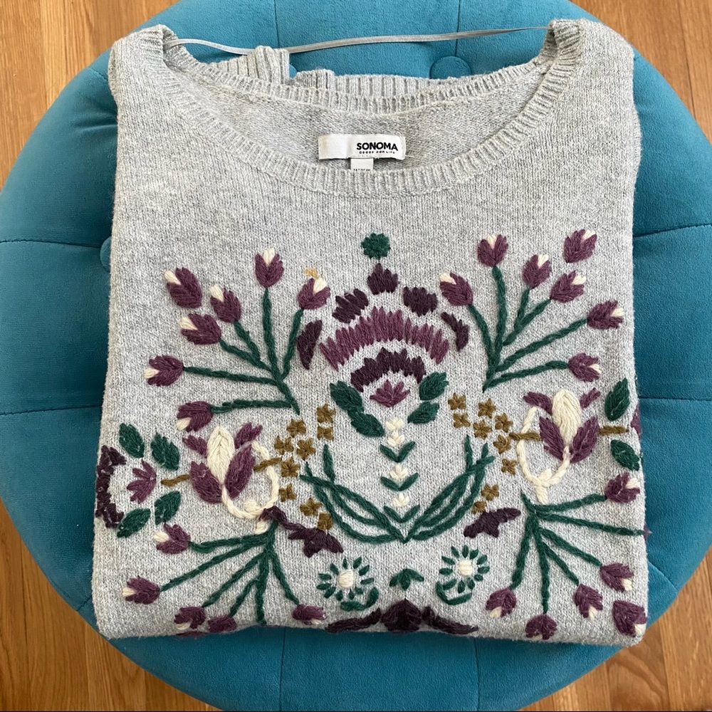 EUC floral embroidered sweater